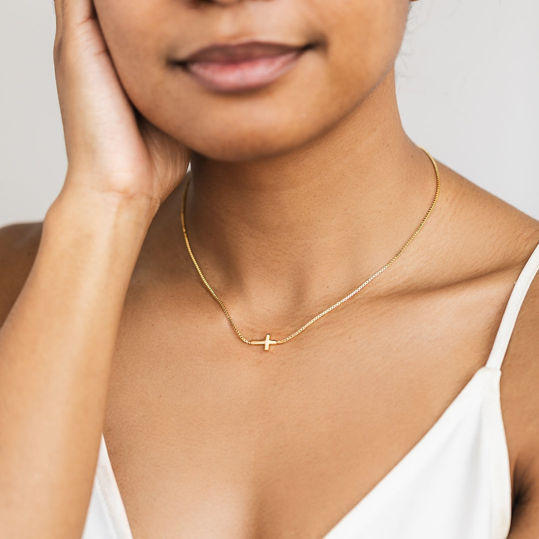 Dainty Cross Necklace