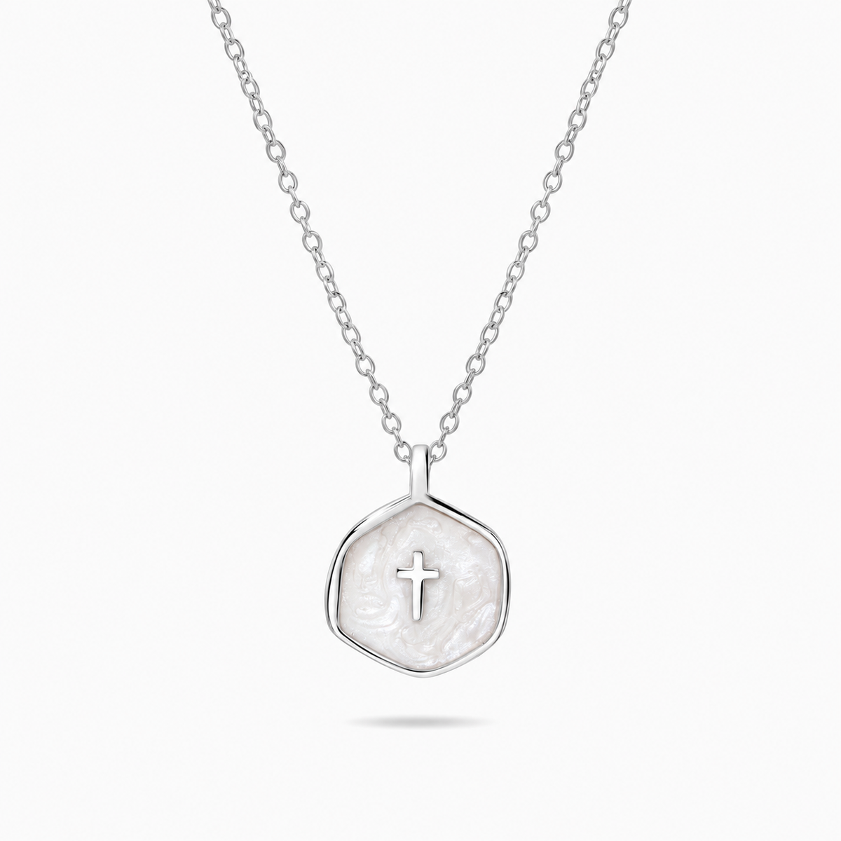 Vacker Cross Necklace