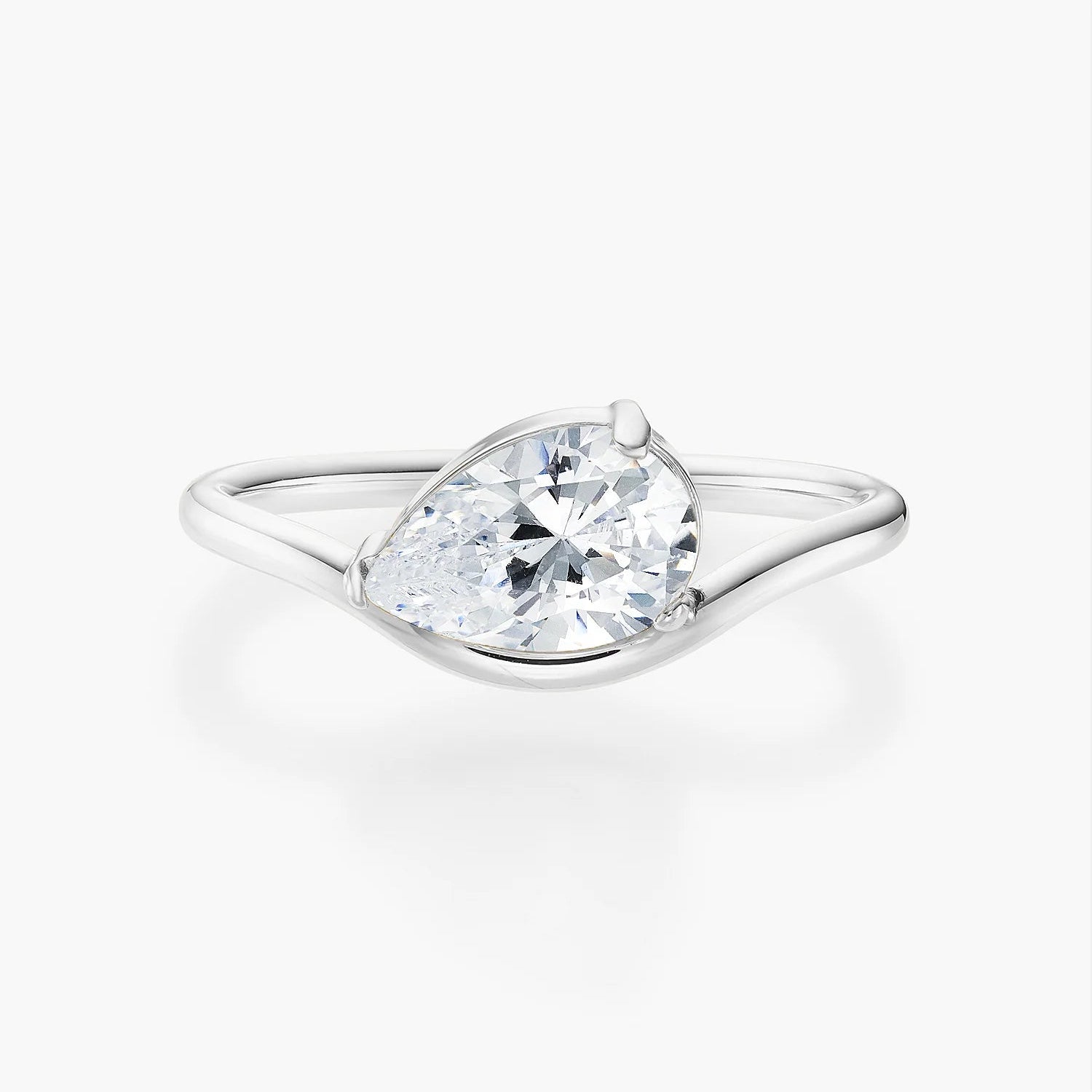 Mia Ring