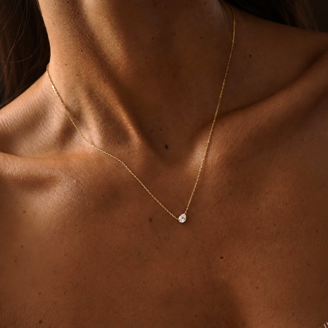 Navae Necklace
