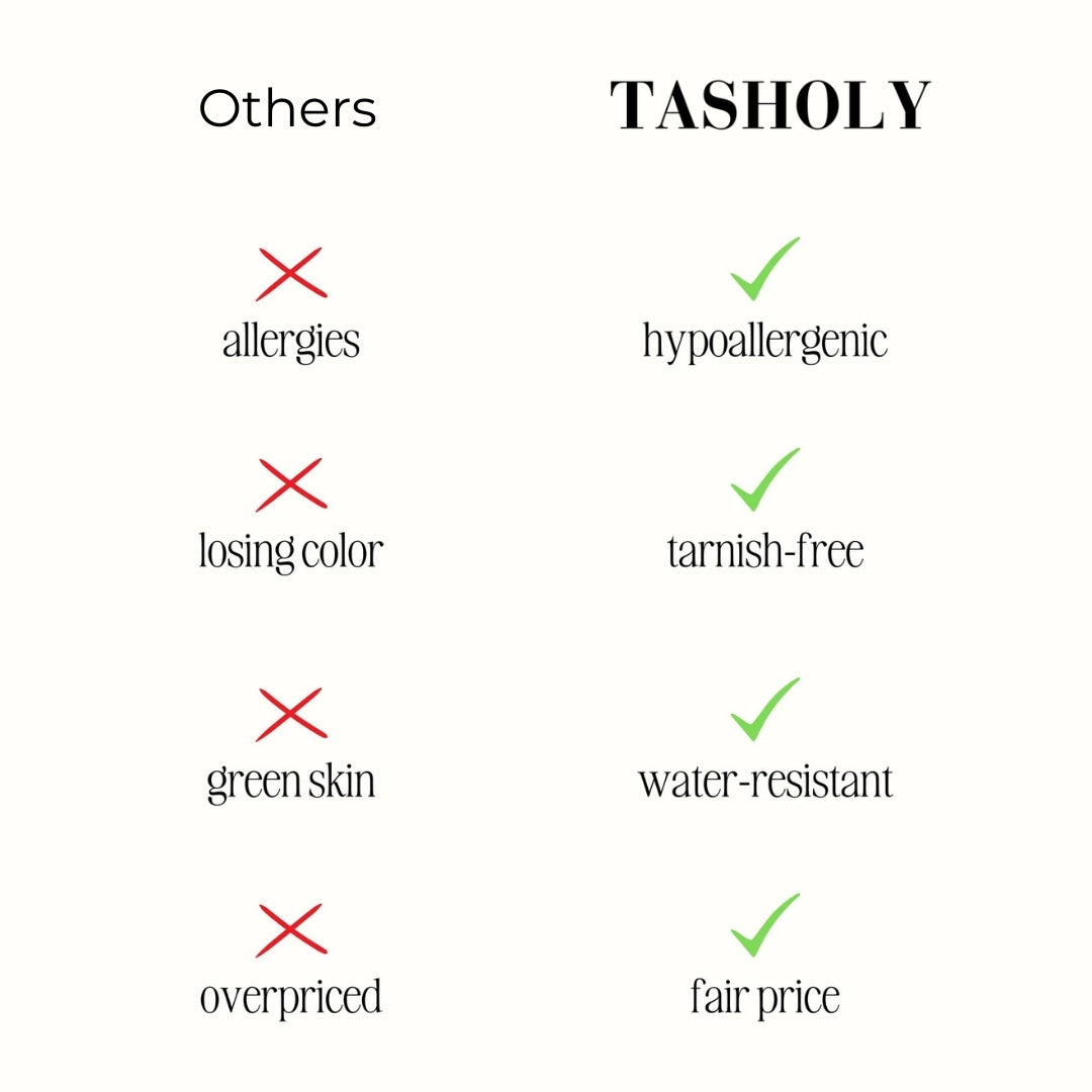 Vacker Cross Necklace